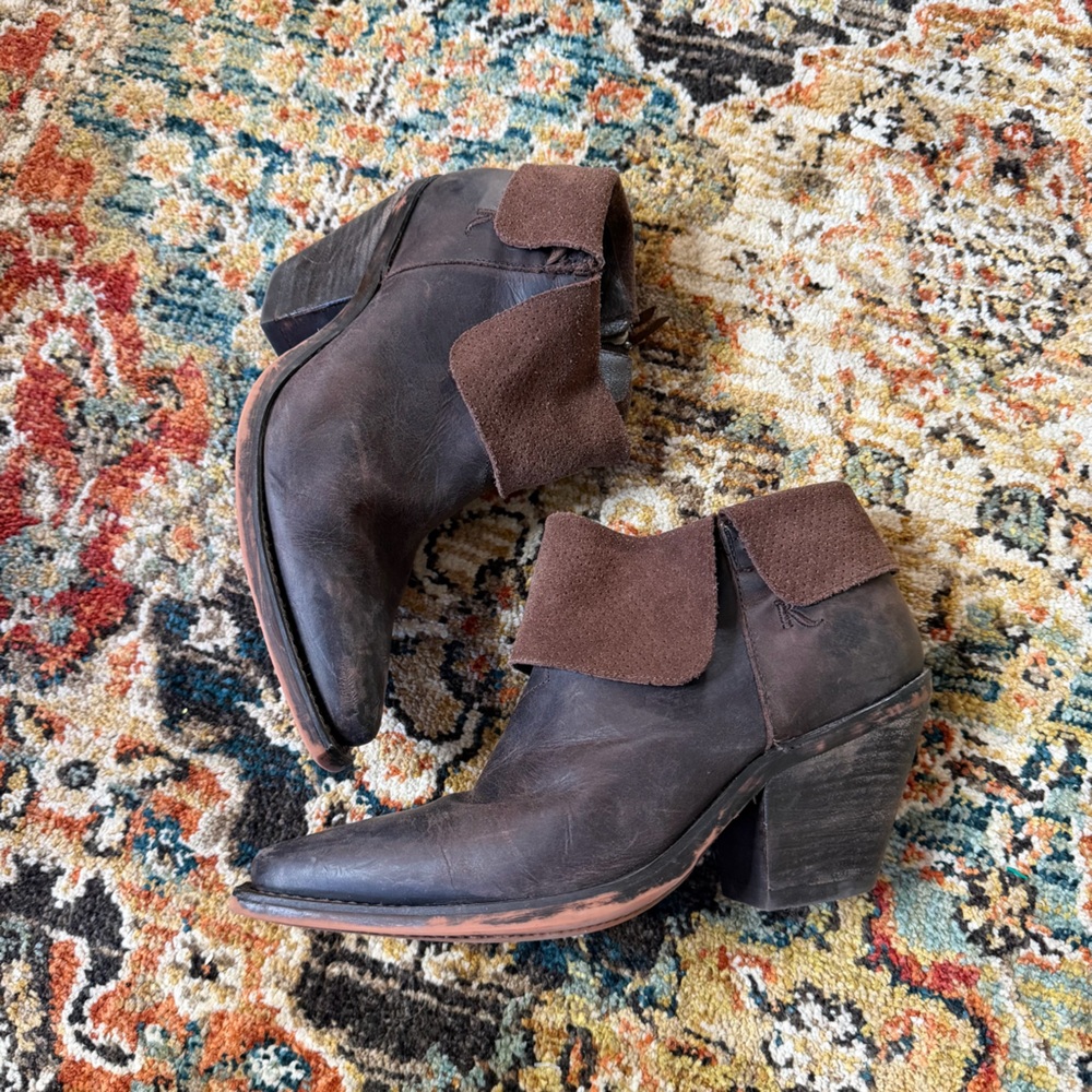 REBA X Justin boots